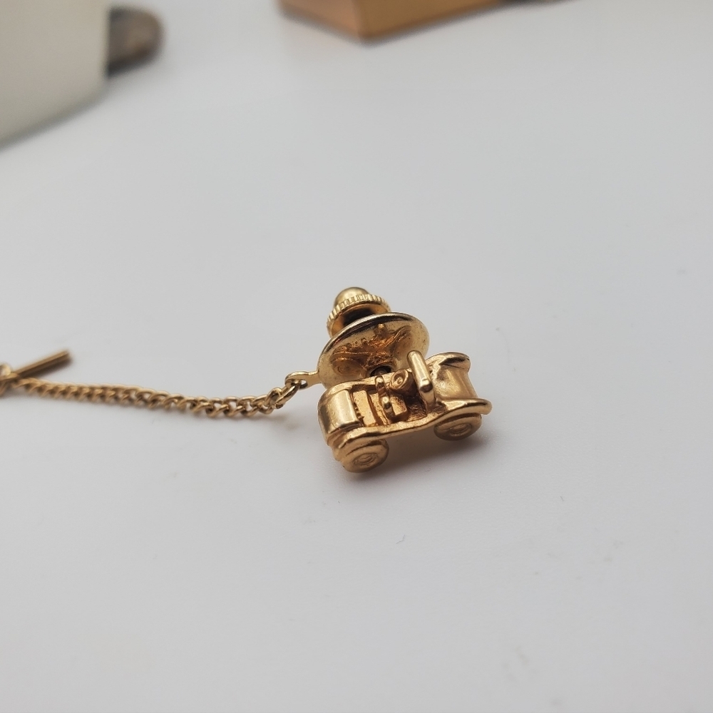 Sarah Coventry tie tac pin tack vintage dune‎ buggy collectible unisex